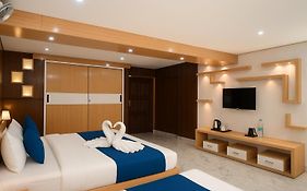 Hotel Rajnandani Palace Ayodhya By Iq Hotels - A Regal Stay Just Steps From Ram Mandir